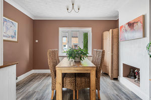 Diner - click for photo gallery